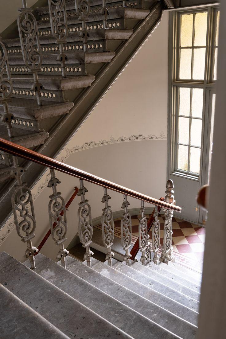 image of estate facade