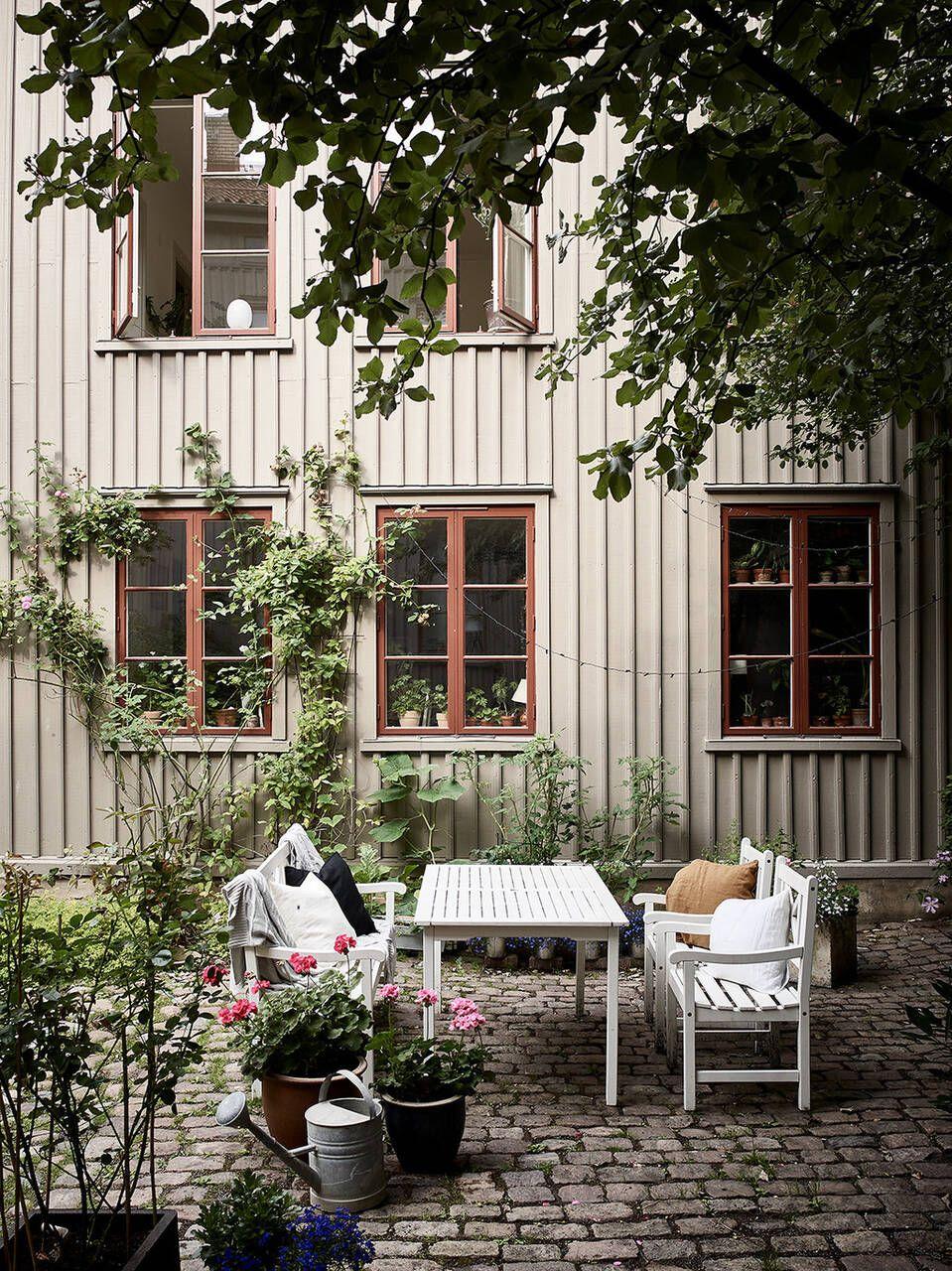 image of estate facade